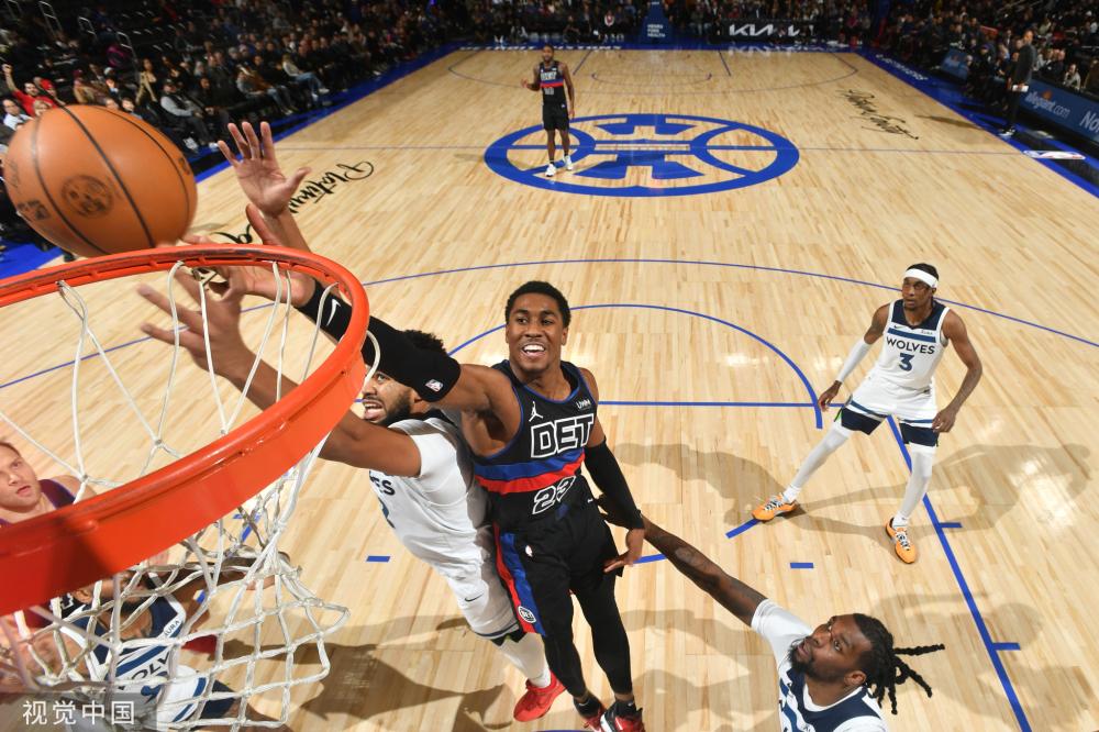 两人风格虽 两人风格虽