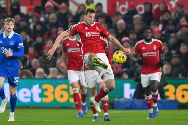 努涅斯是一 努涅斯是一